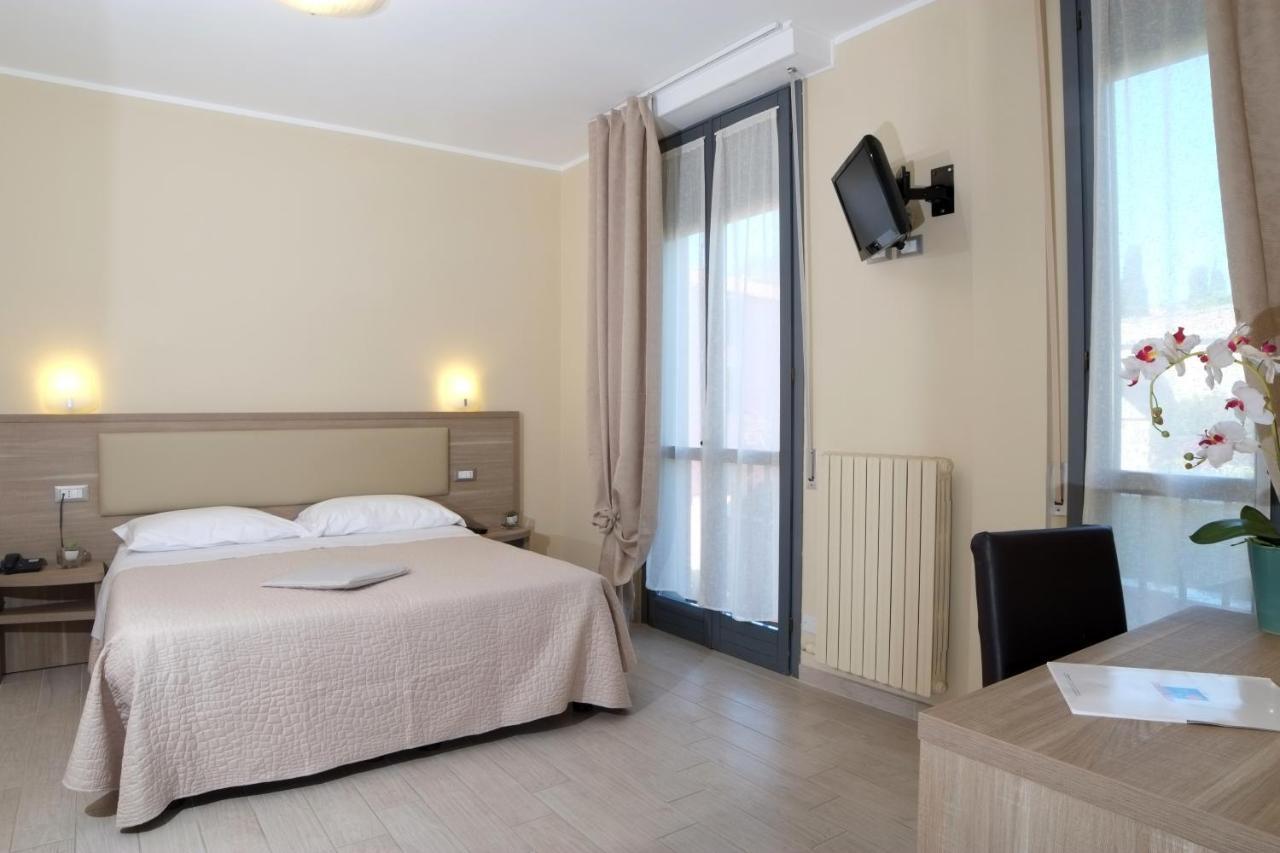 Villa Gioiosa 디아노마리나 외부 사진