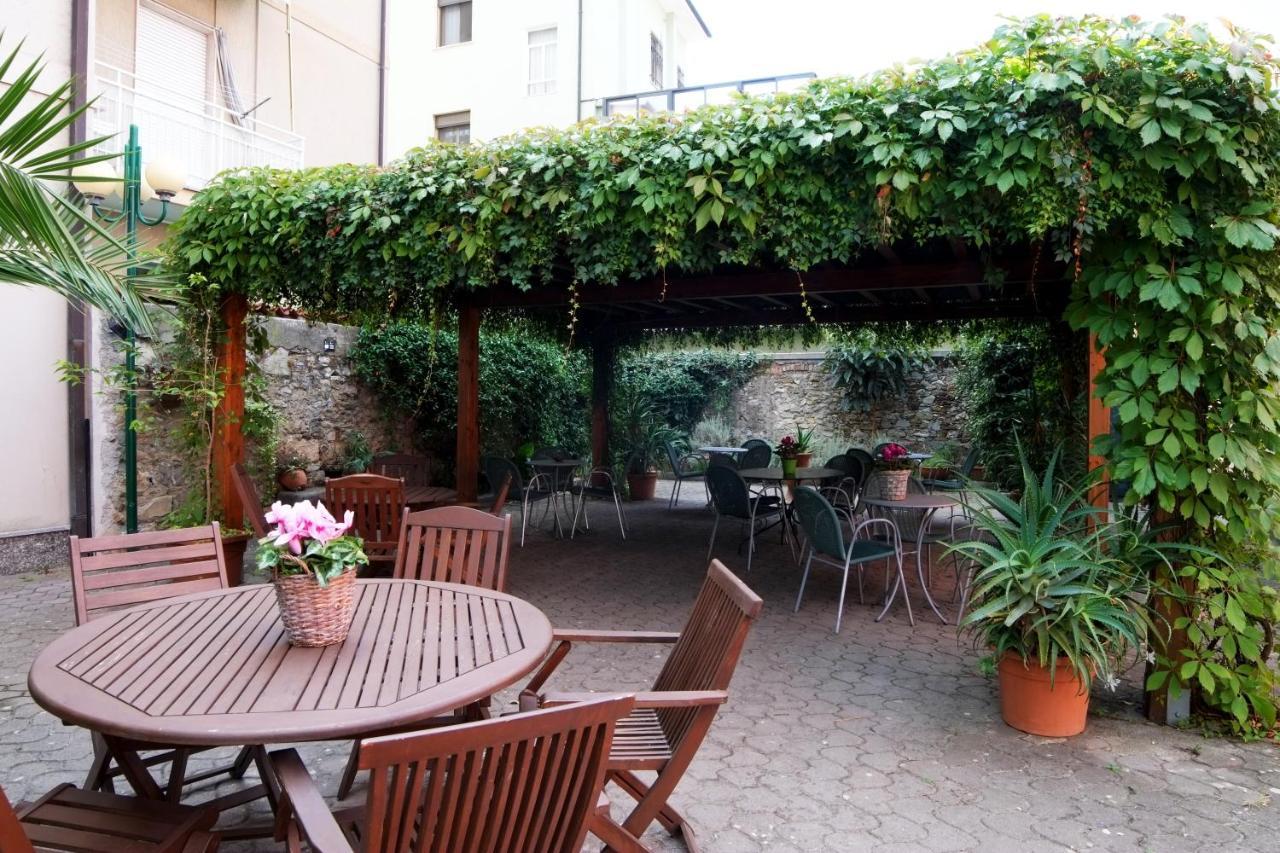 Villa Gioiosa 디아노마리나 외부 사진